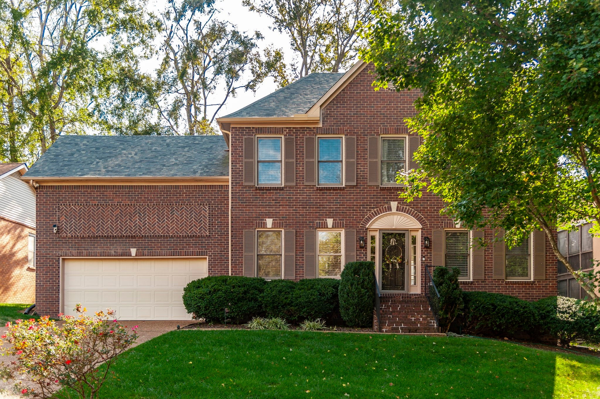 8420 Indian Hills Dr