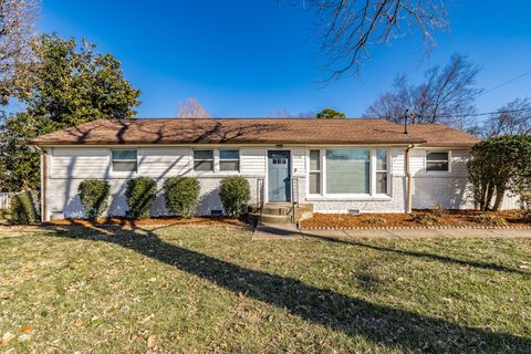 Photo of 2936 Lyndale Dr, Nashville, TN 37207 (MLS # 3124595)