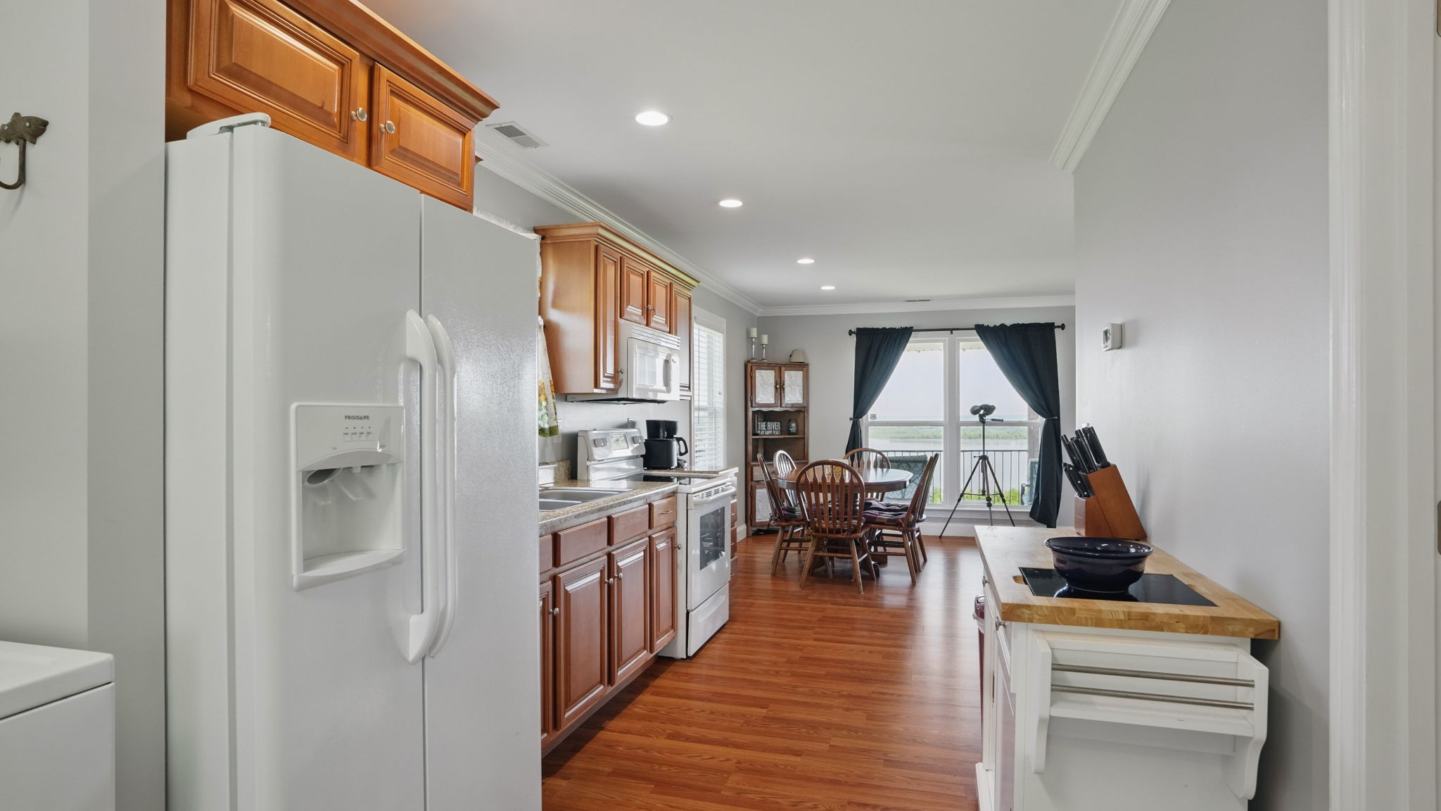 270 Rockport Lndg