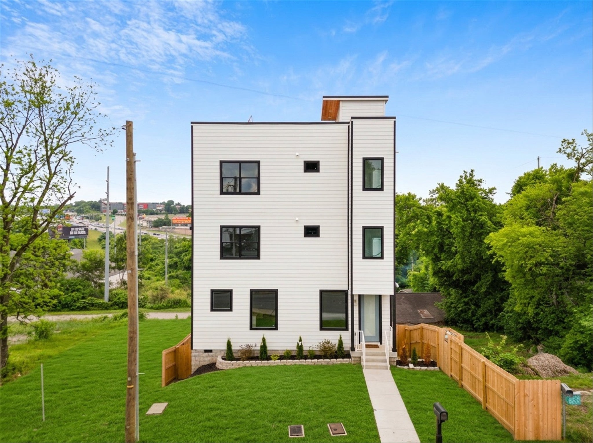 177 Little Green St