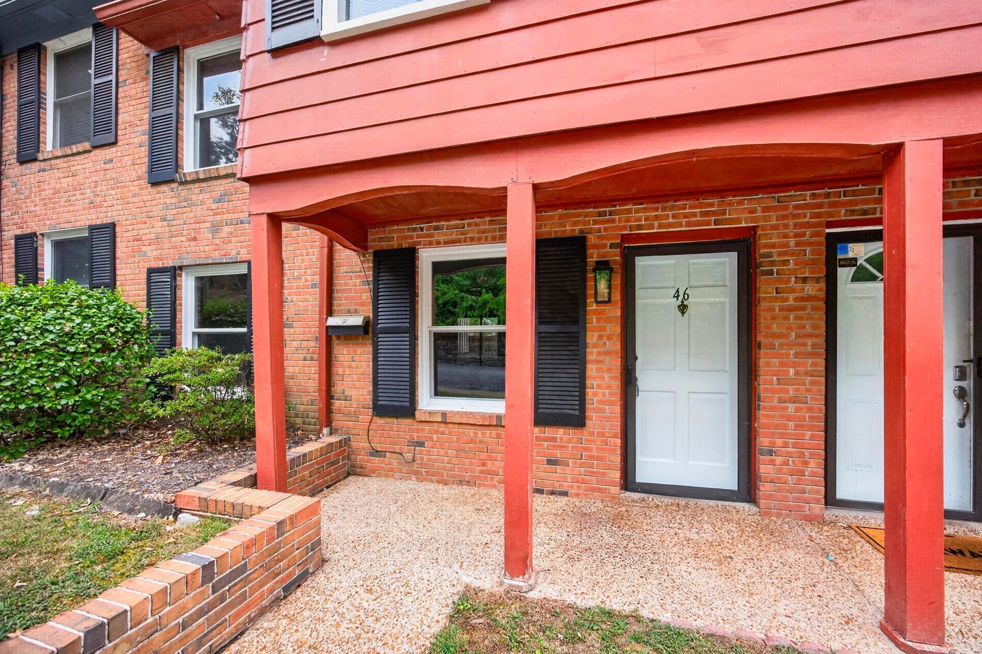 5515 Country Dr 46