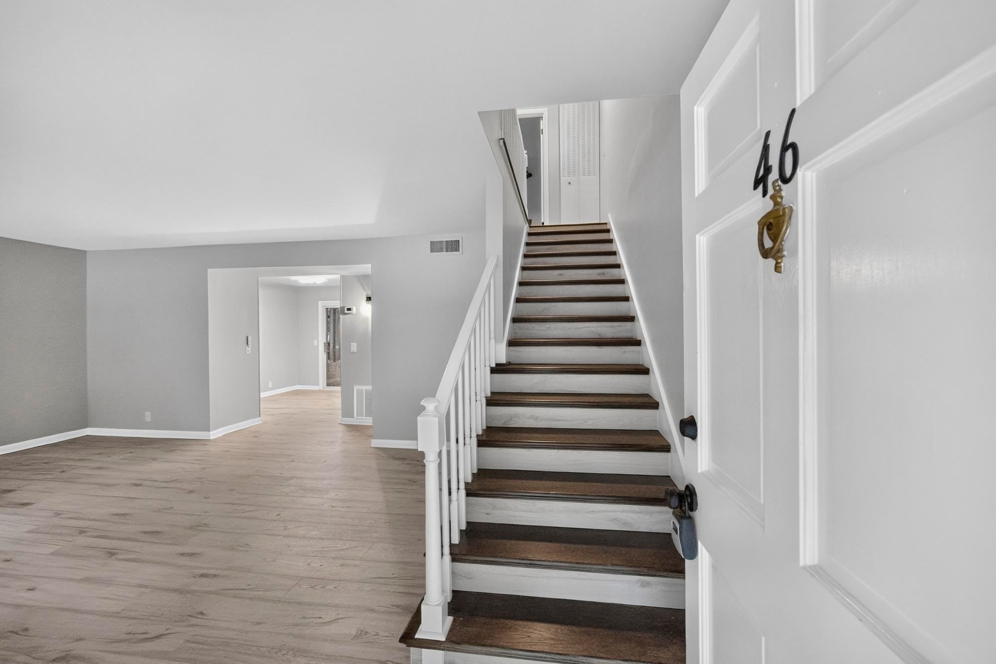 5515 Country Dr 46