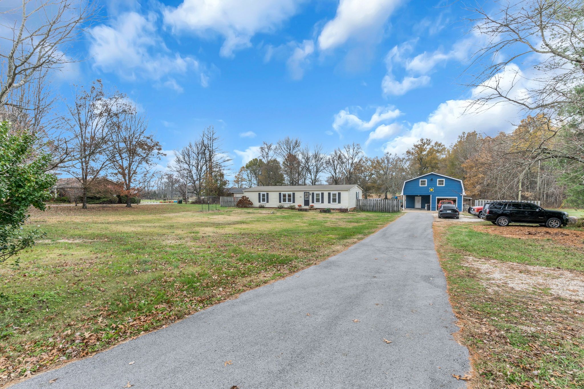 3813 Highway 76