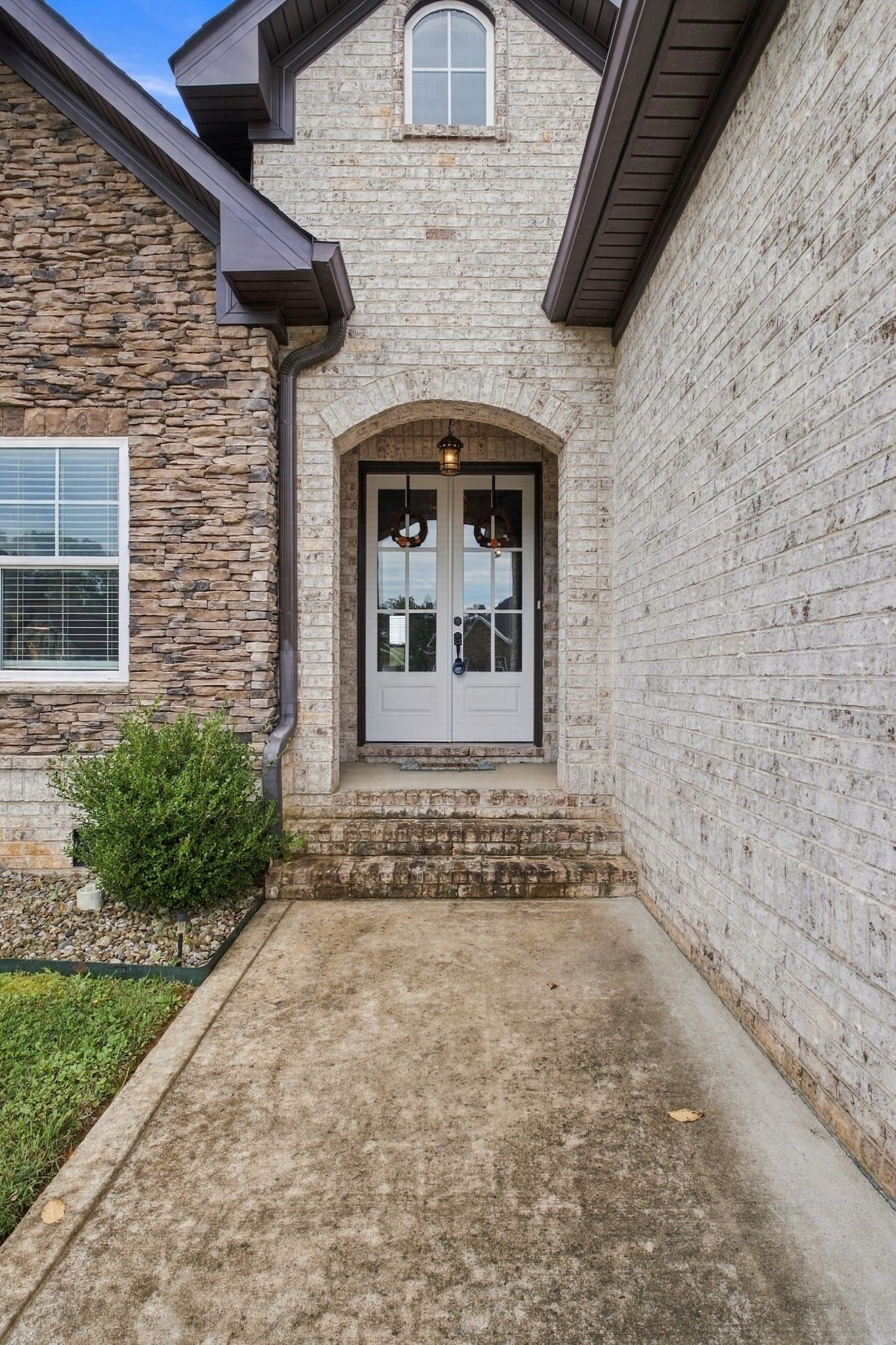 132 Bloomsbury Dr