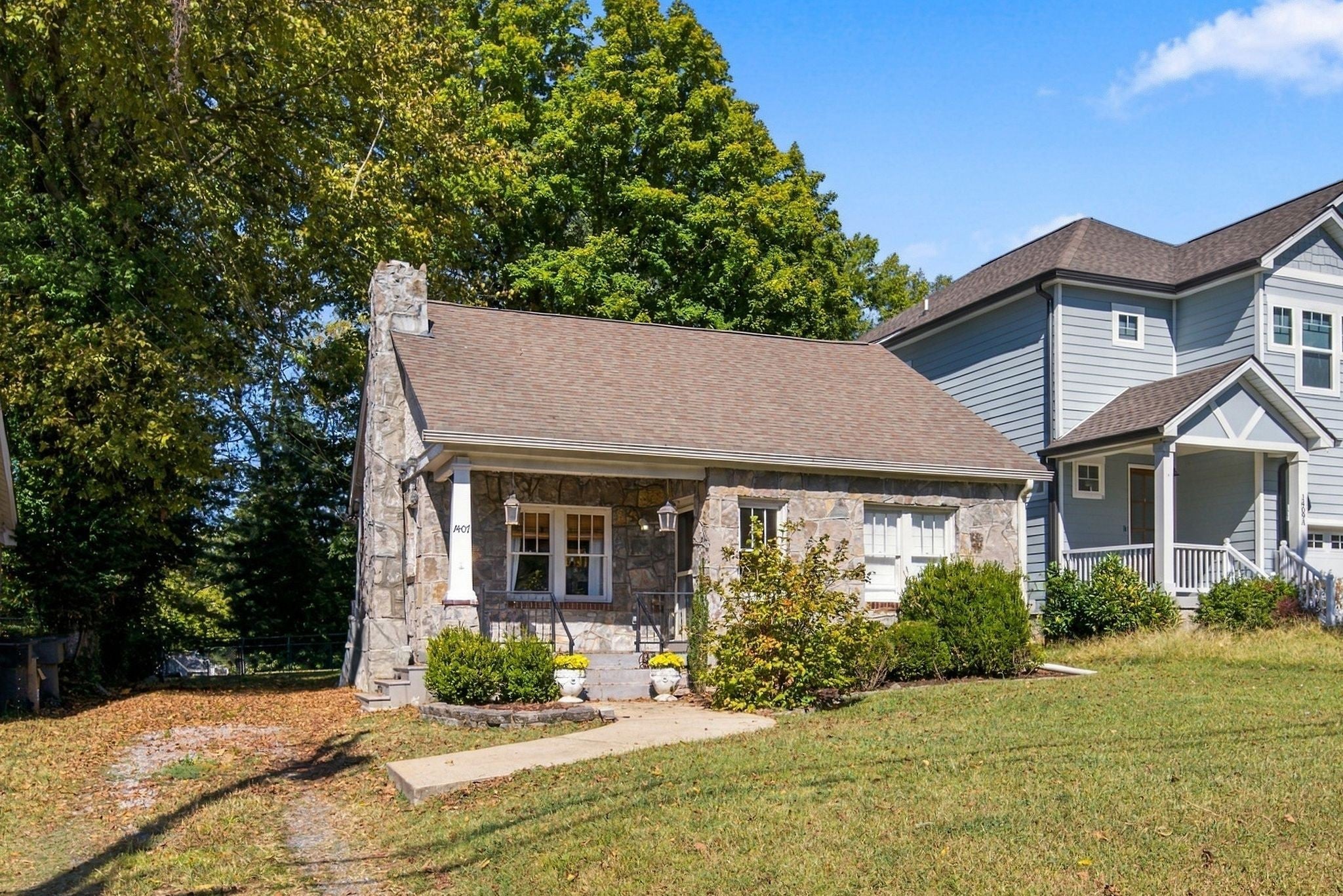 1407 Chester Ave