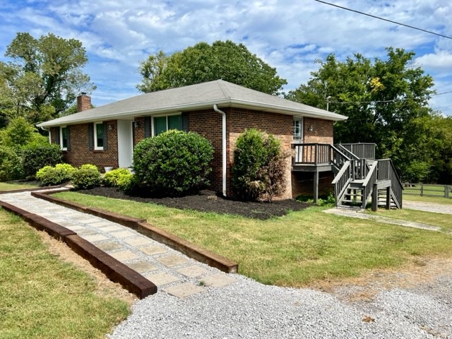 1635 Highway 109 N