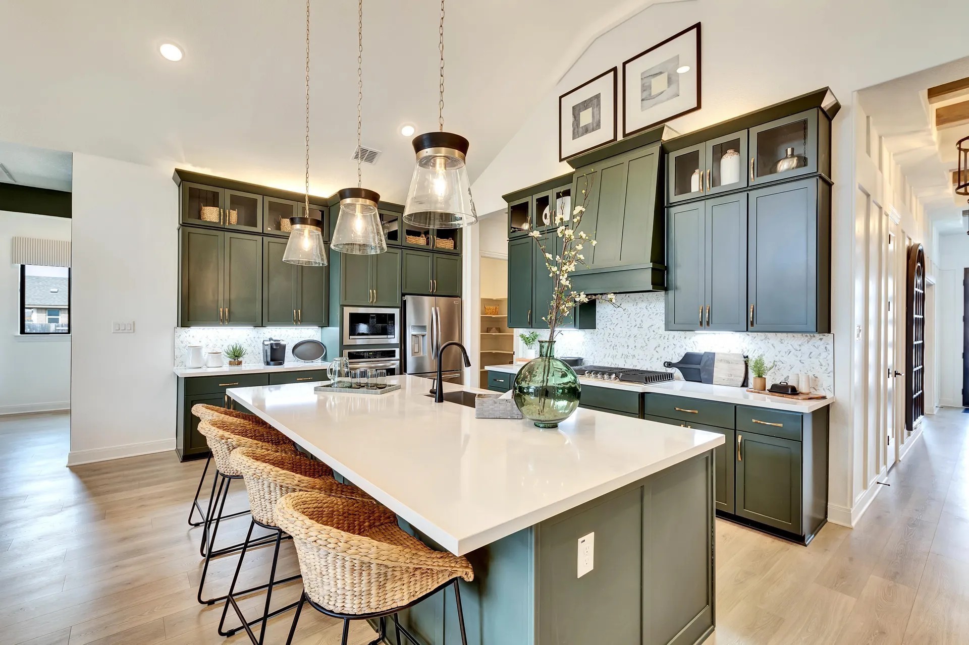 7316 Dutch River Circle