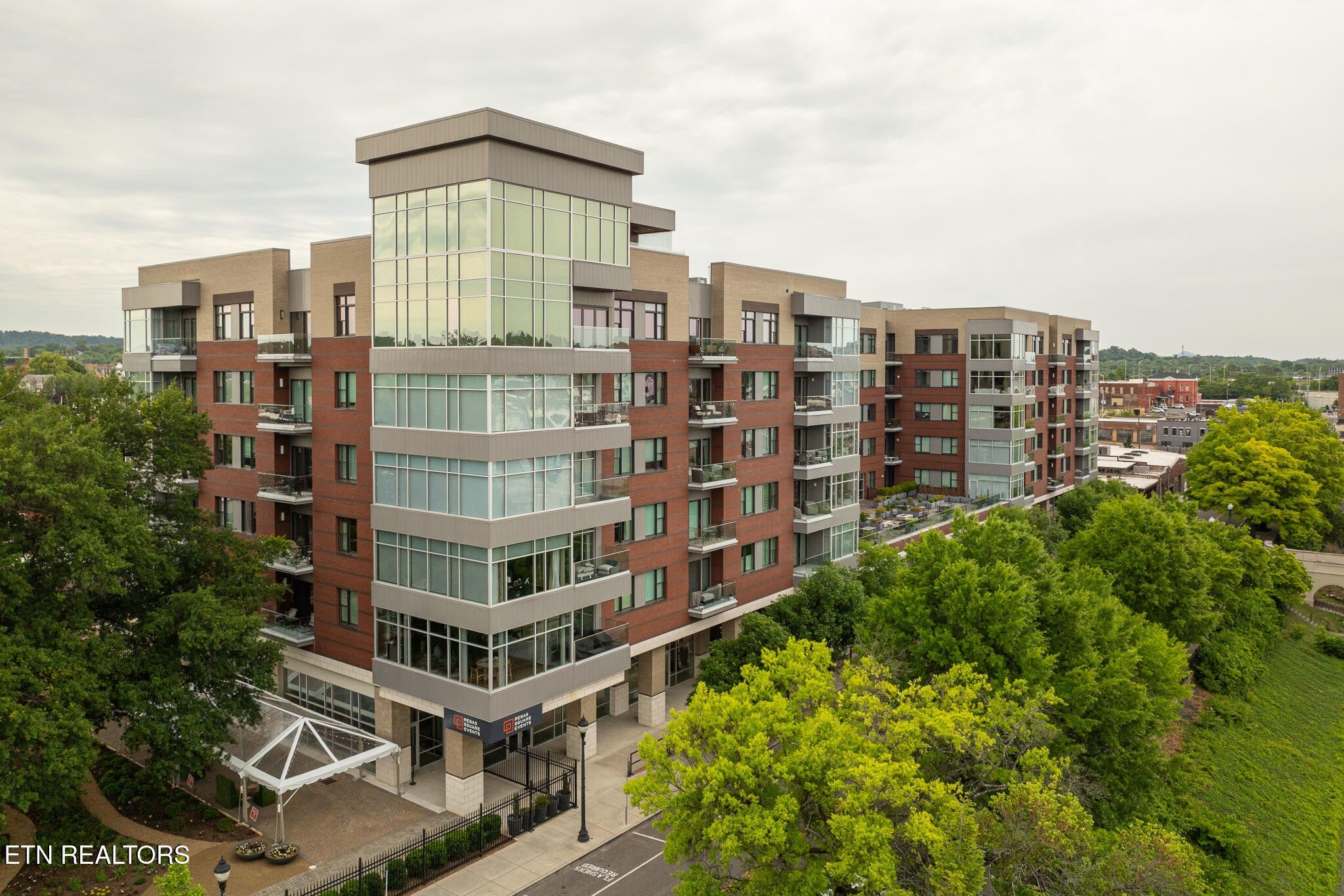 333 W Depot Ave 603