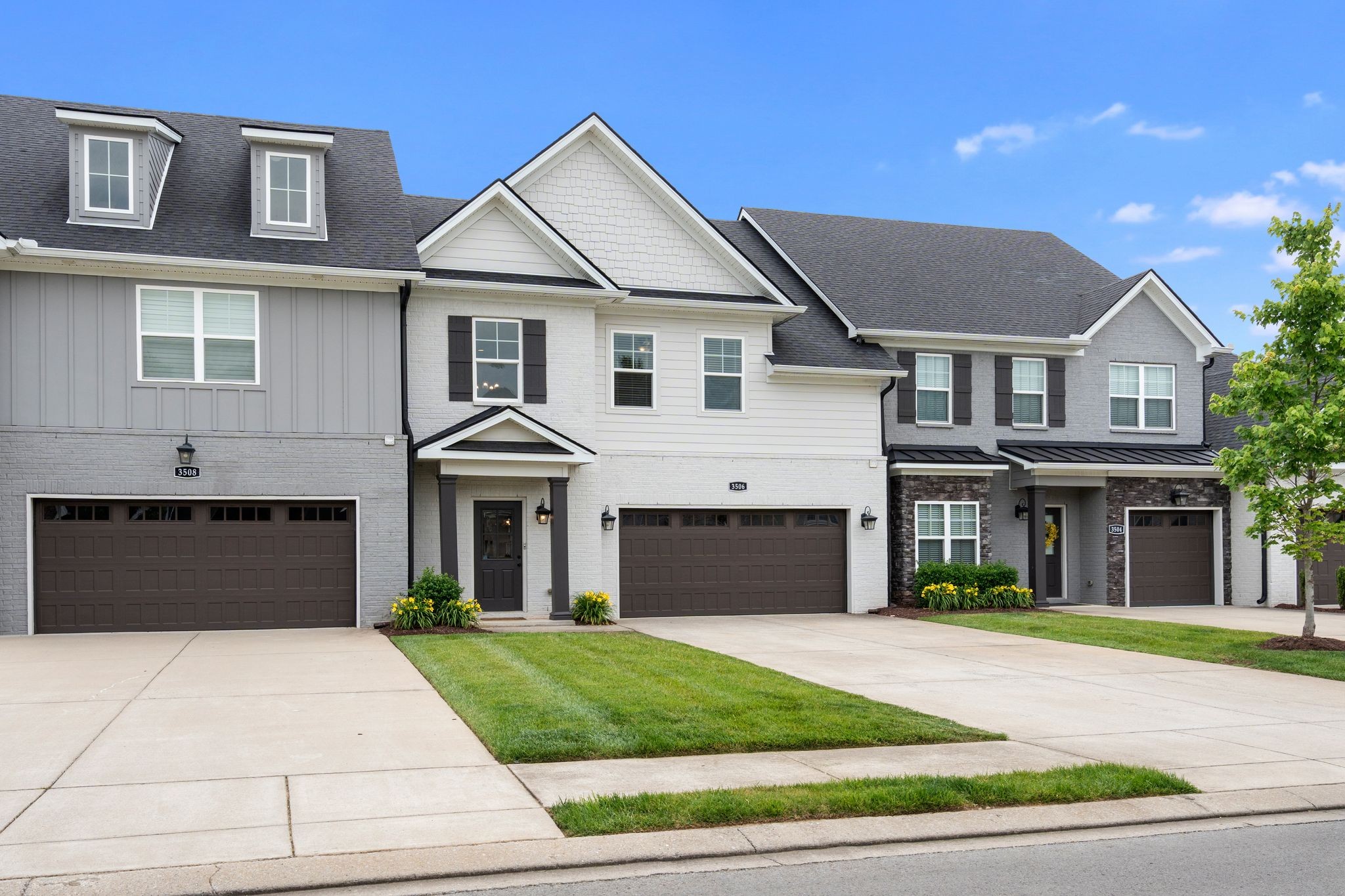 3506 Pershing Dr