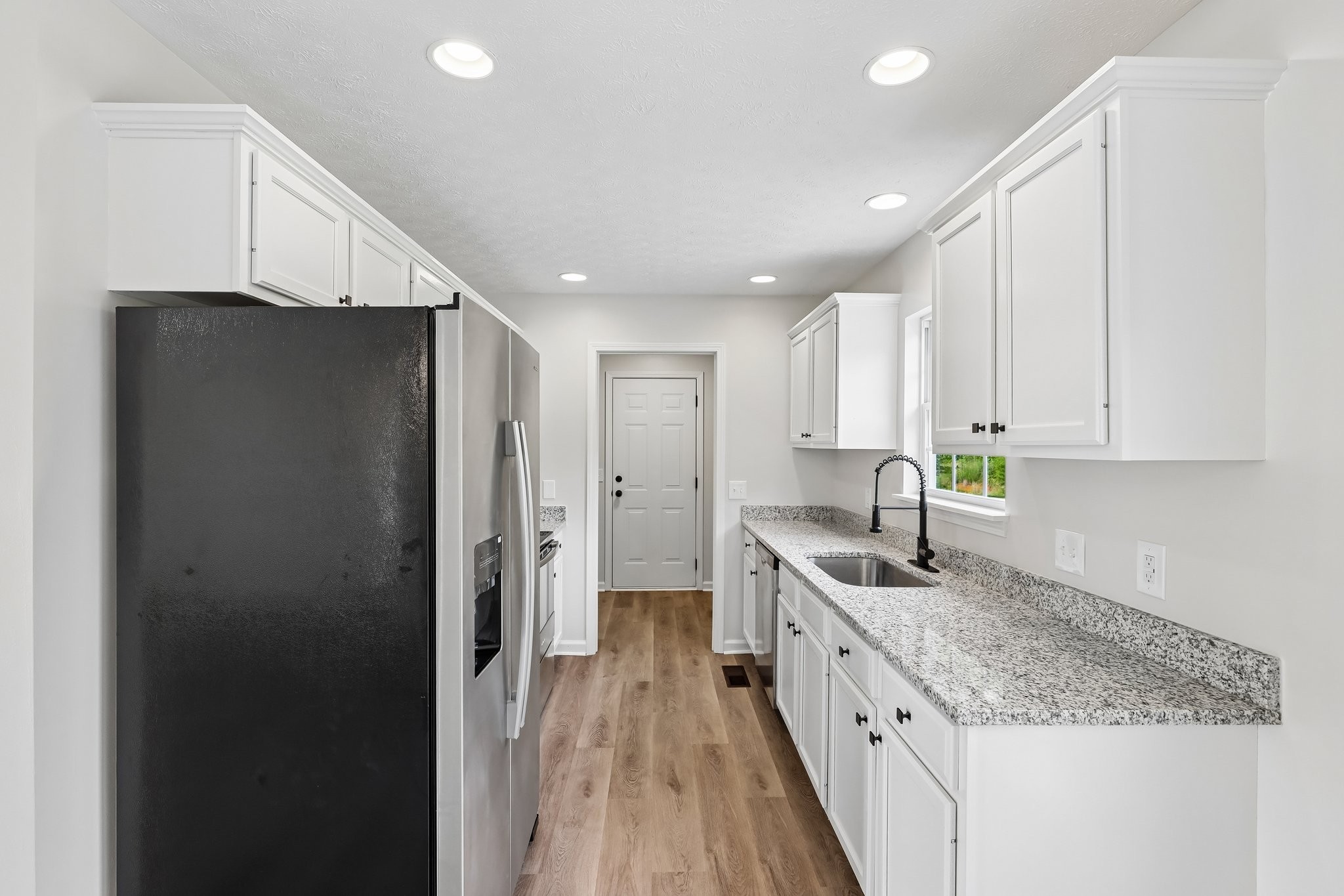 4016 Omaha Ct
