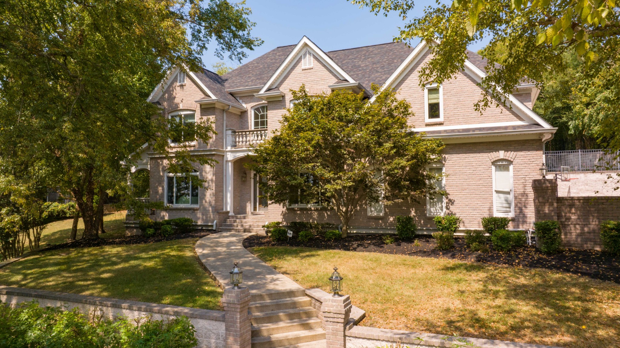 View Hendersonville, TN 37075 house