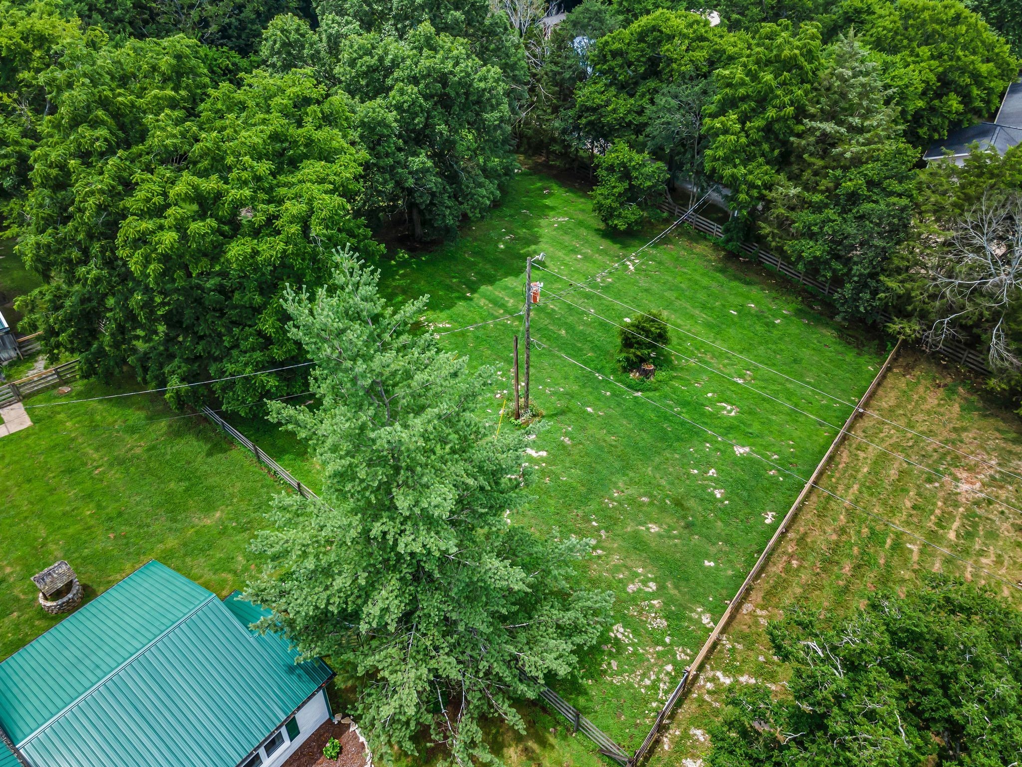 921 Hickory Hills Dr