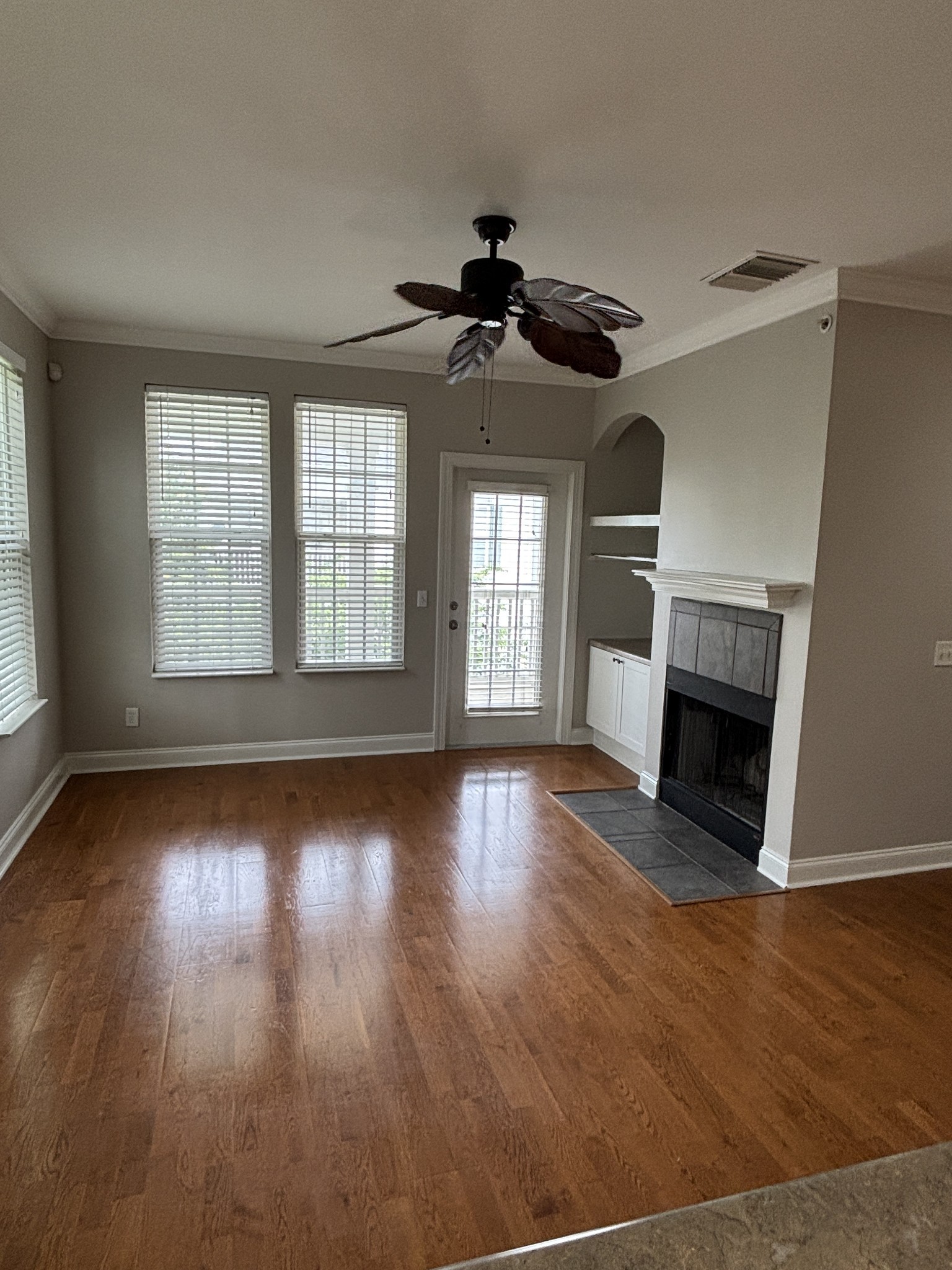 4316 Summercrest Blvd 512