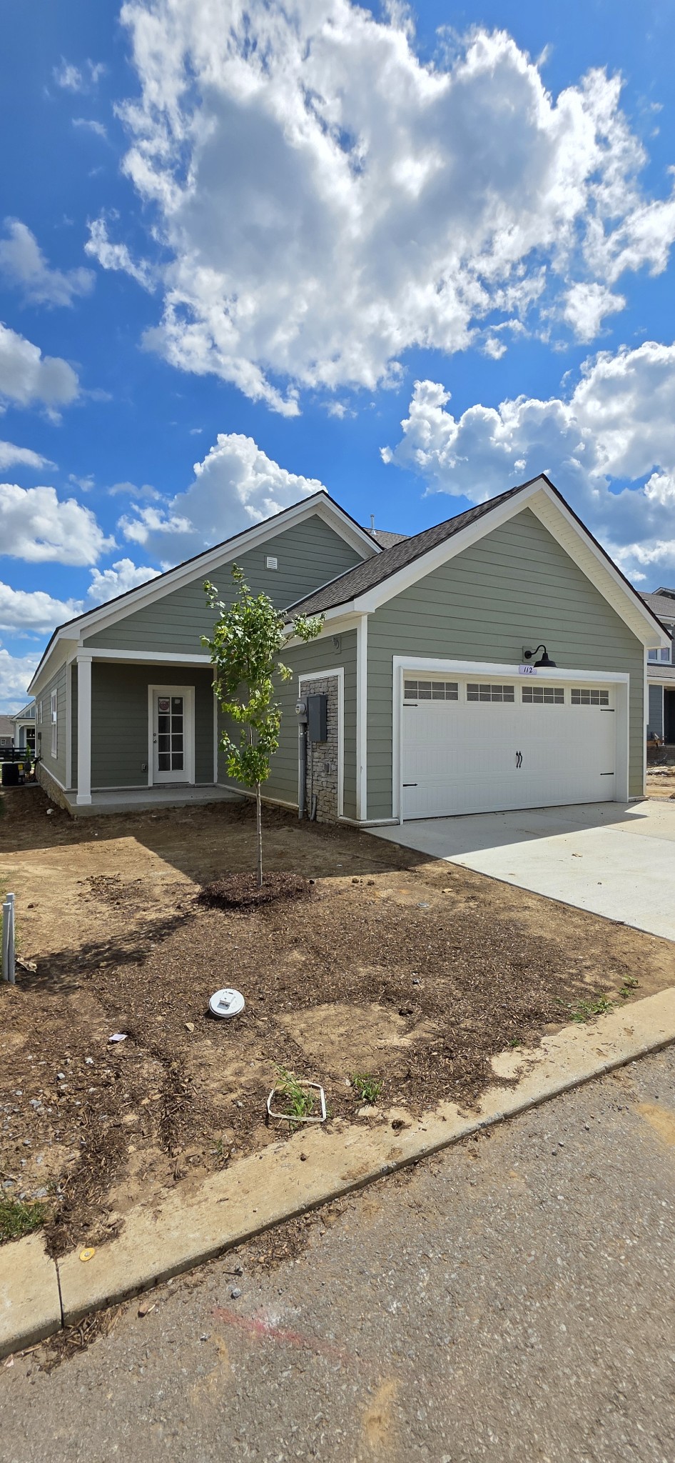 112 Ireton Aly