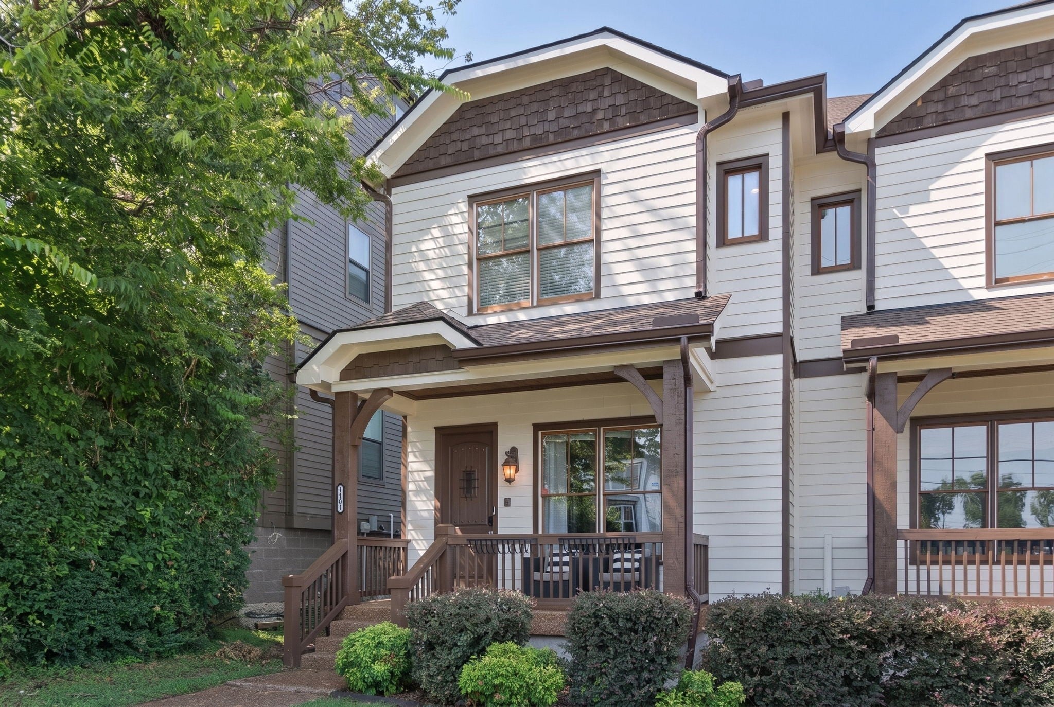 3.0-bed rental at 1100b W Grove Ave