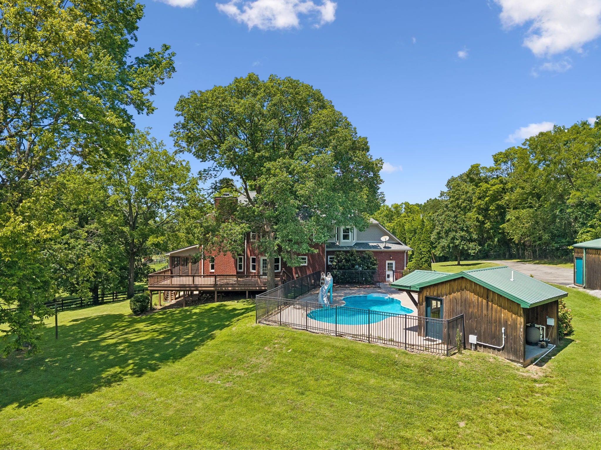 2671 Sanford Rd