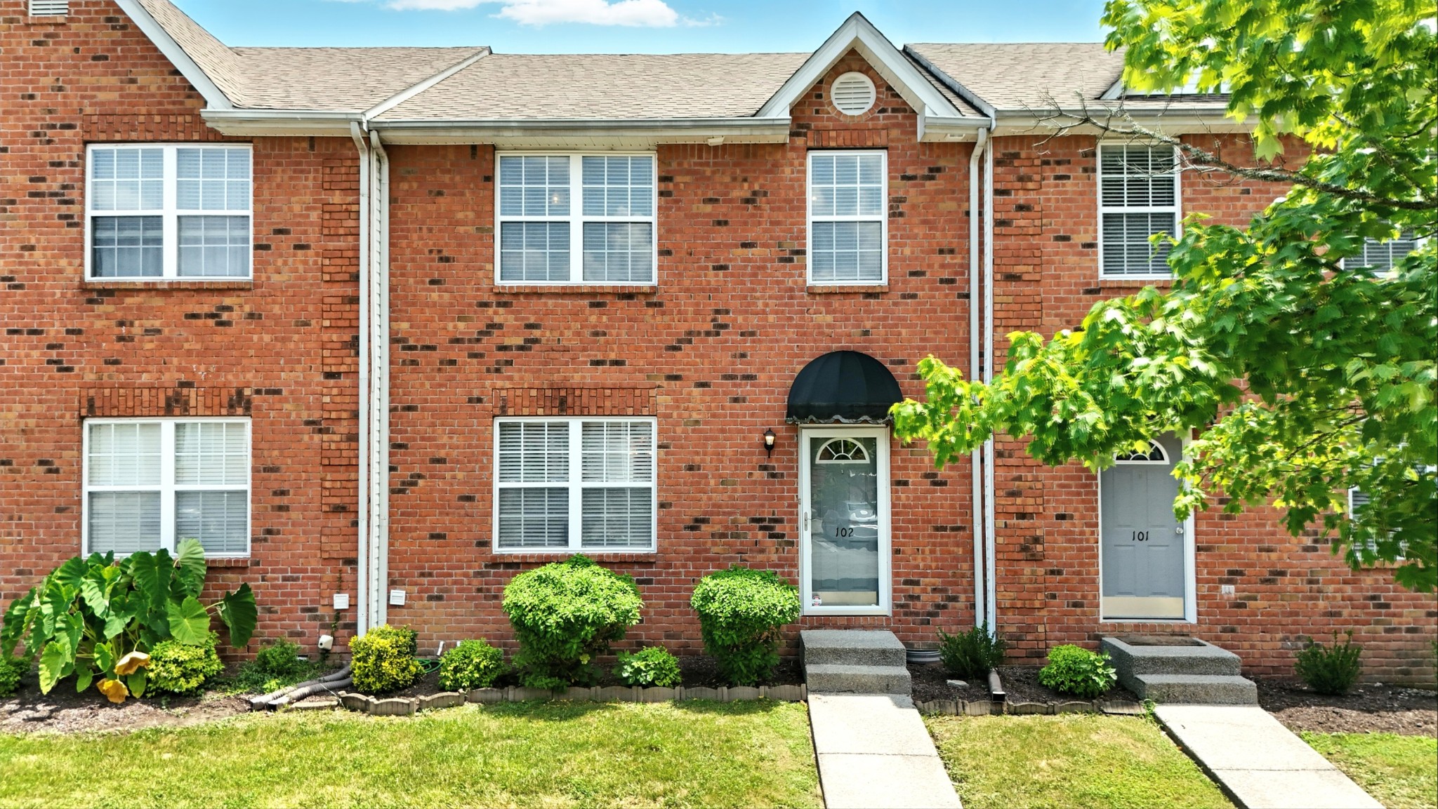 2120 Lebanon Pike 102