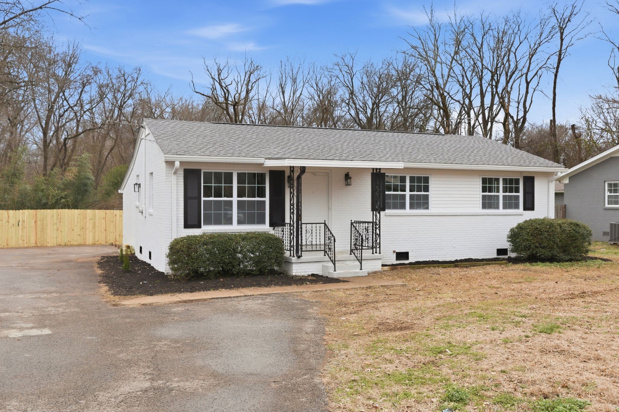 1806 Fern Dr