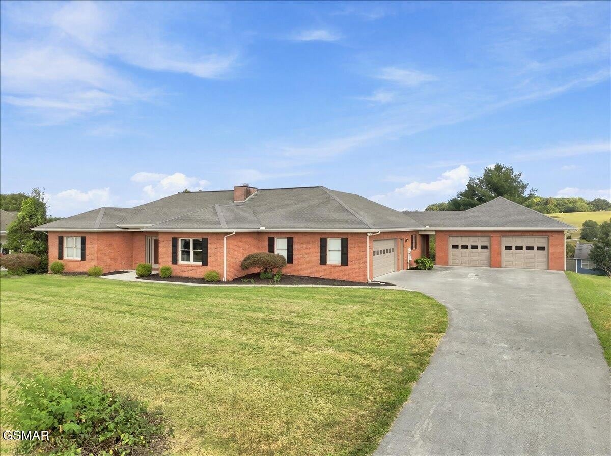 1272 Stonewall Jackson Drive