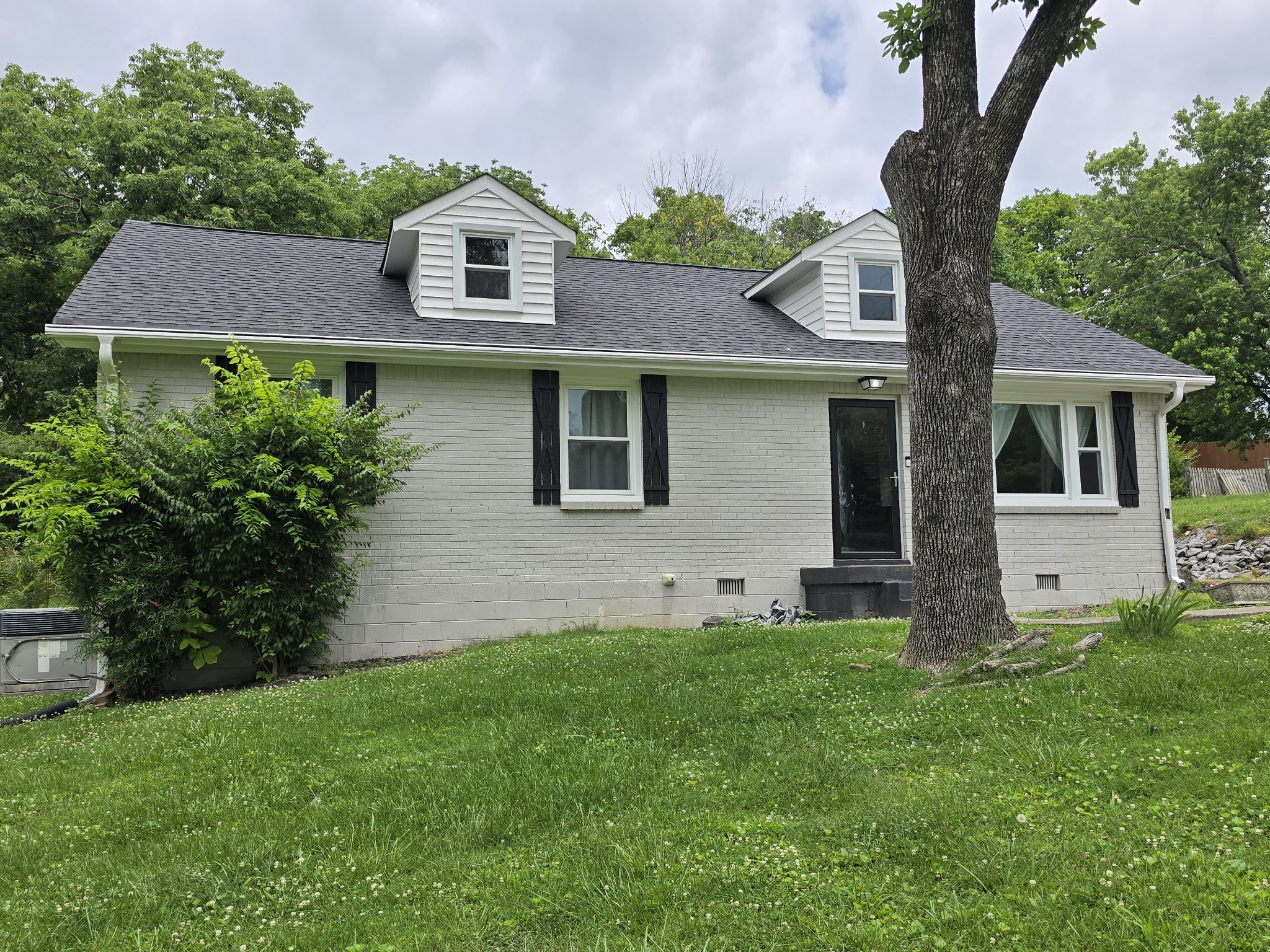 146 Cranwill Dr