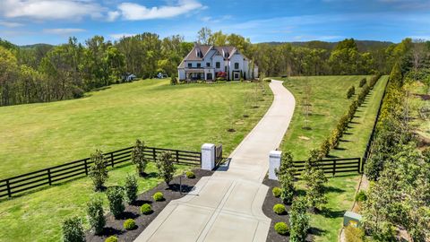 Photo of 5026 Hilltop Ln, College Grove, TN 37046 (MLS # 3175517)