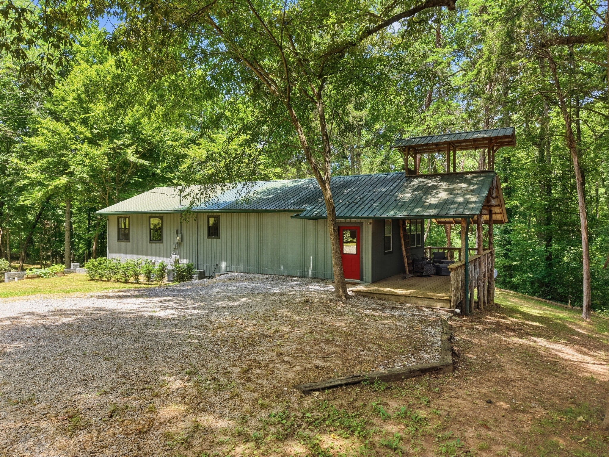 2543 S Bunker Hill Rd