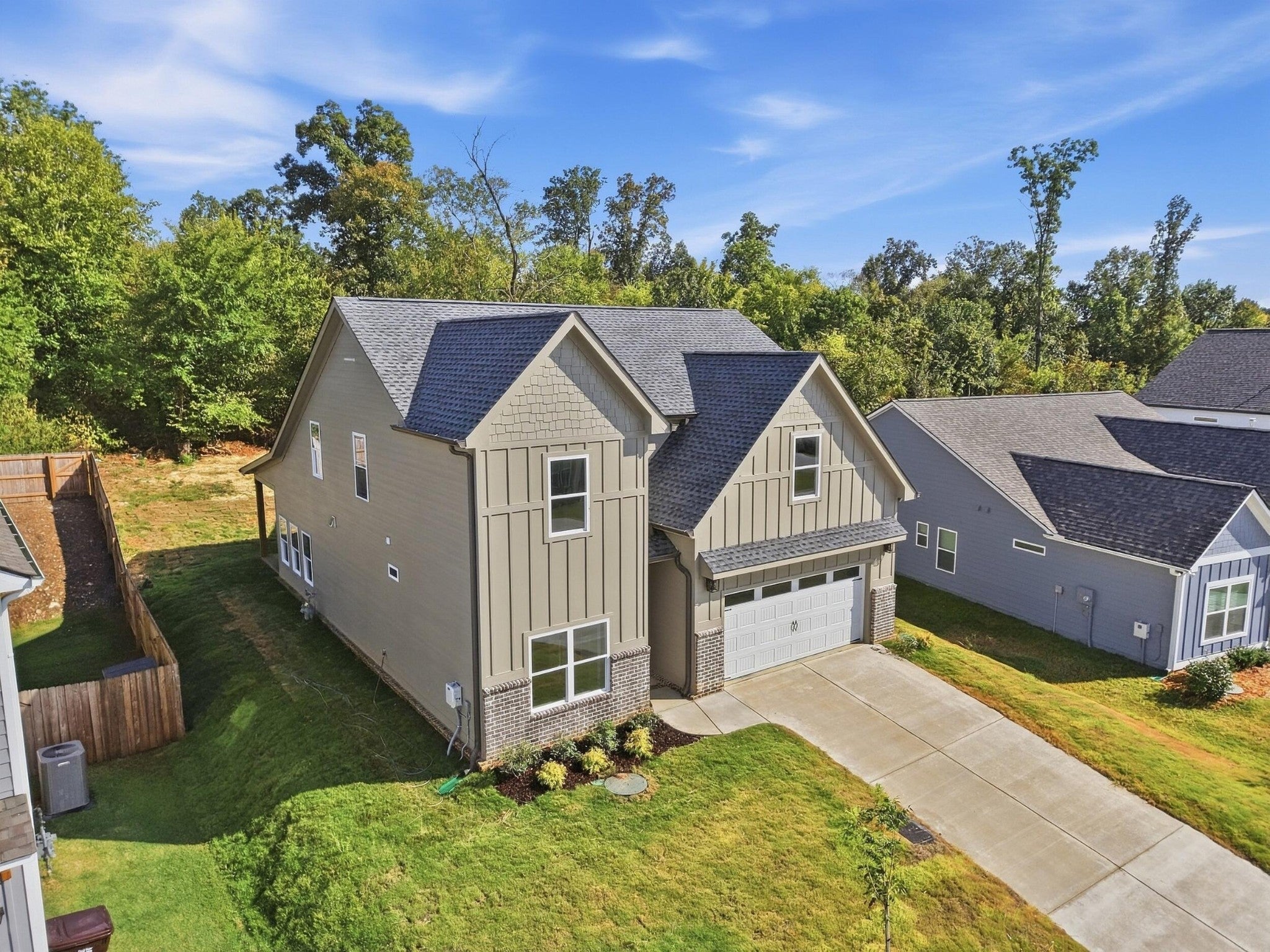 8388 Snowdrop Way