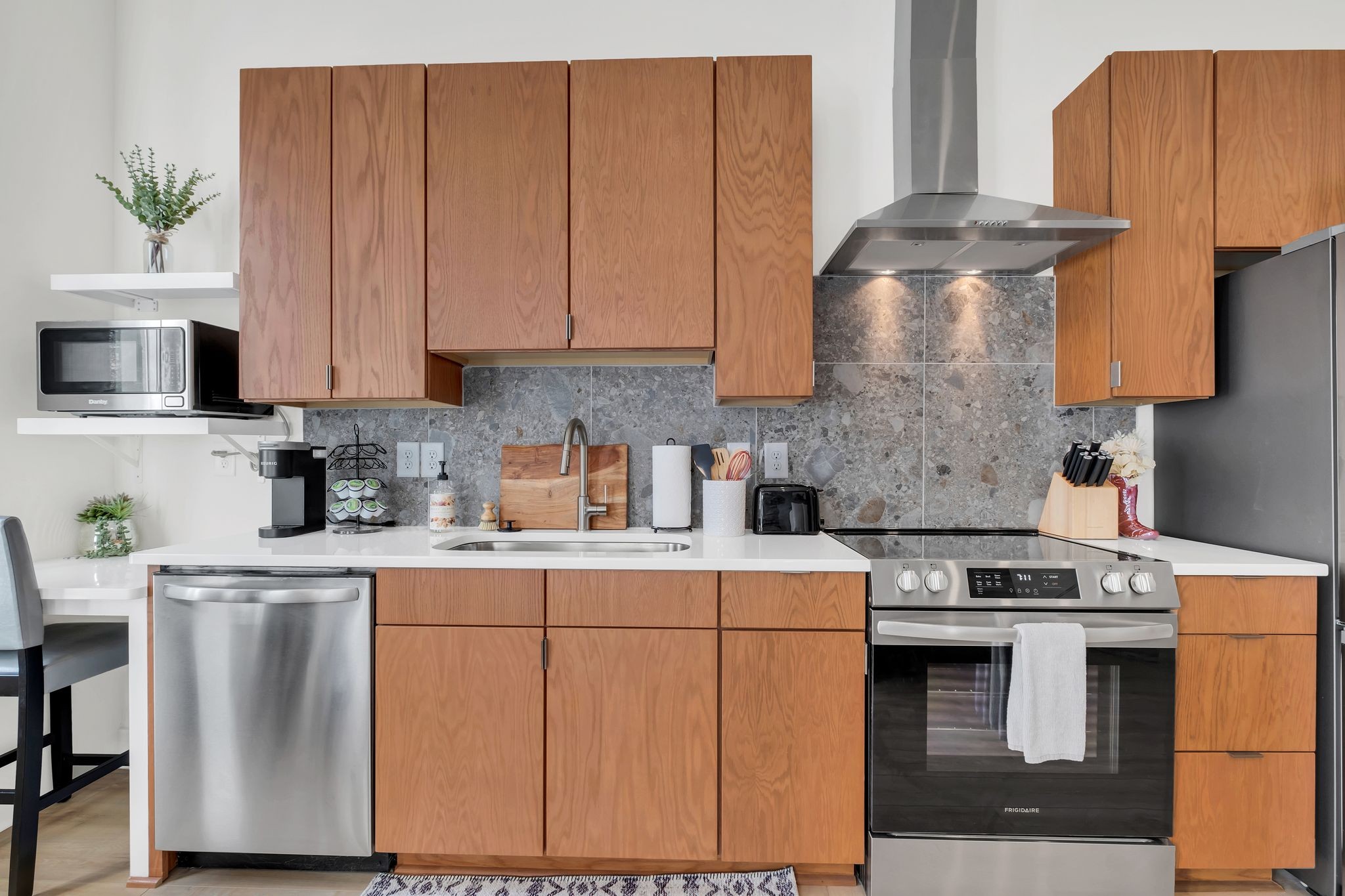 1310 Lischey Ave 106