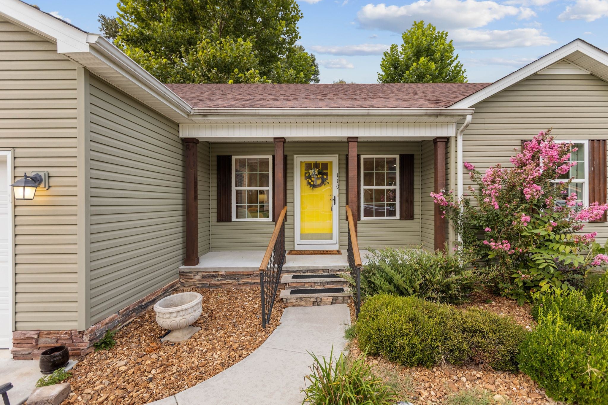 110 Collinwood Dr