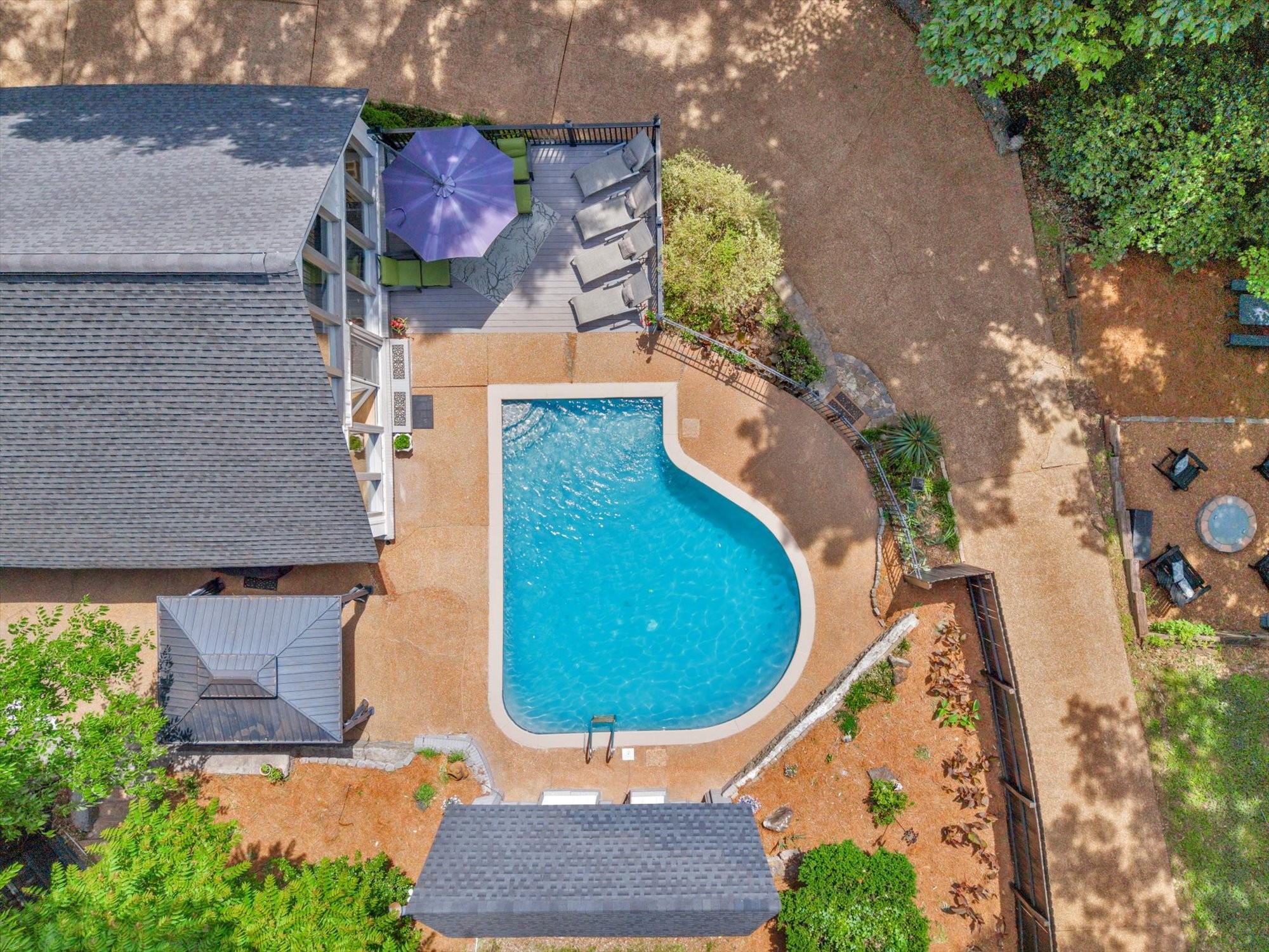 1306 Ewell Ln