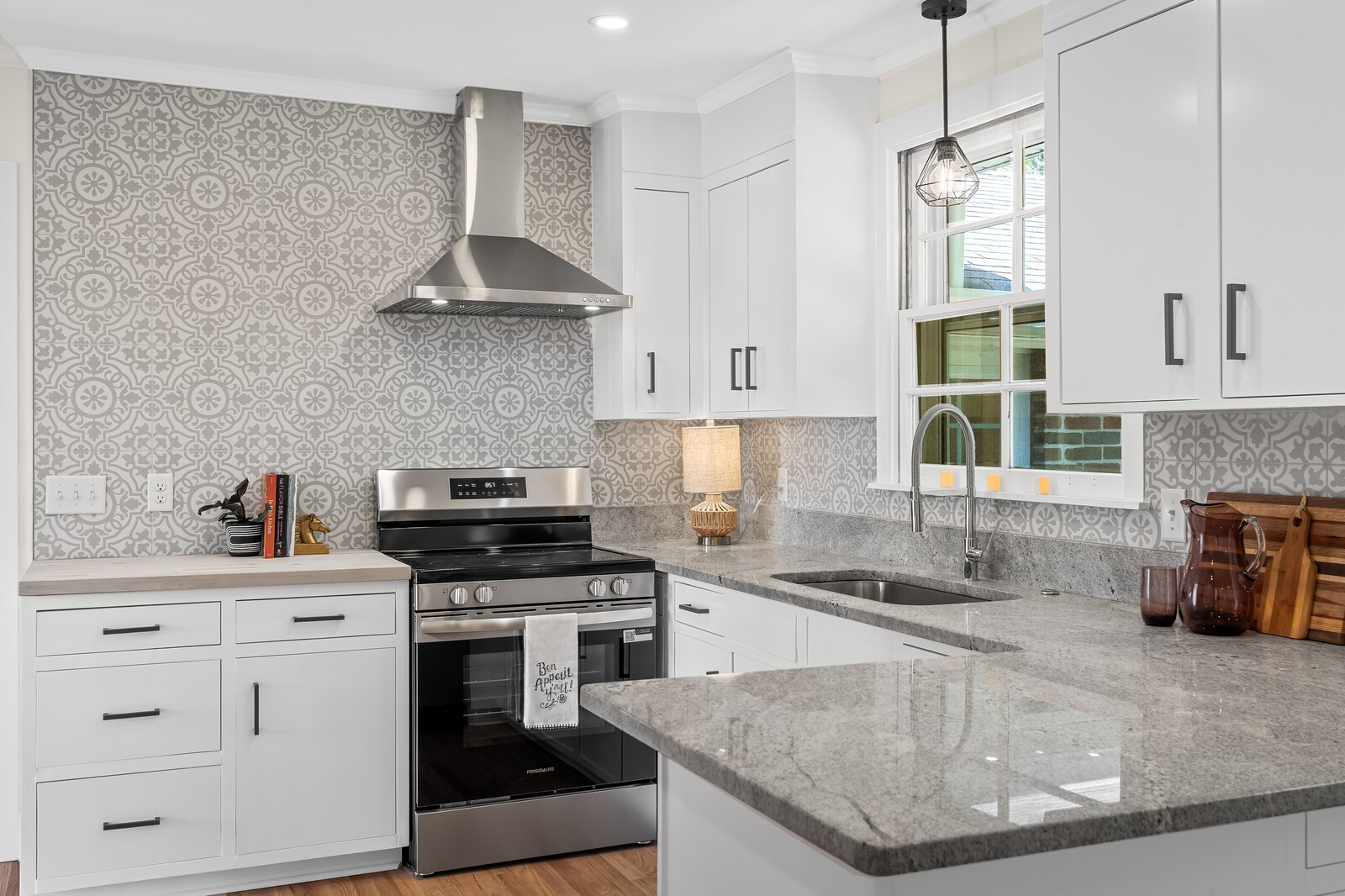 2207 Craigmeade Cir