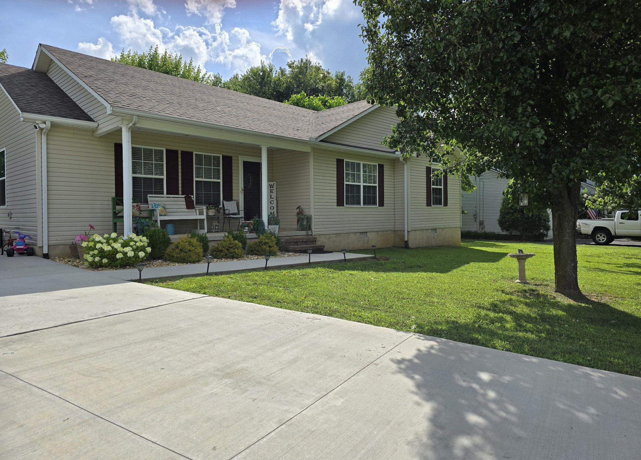 52 Cherry Ln