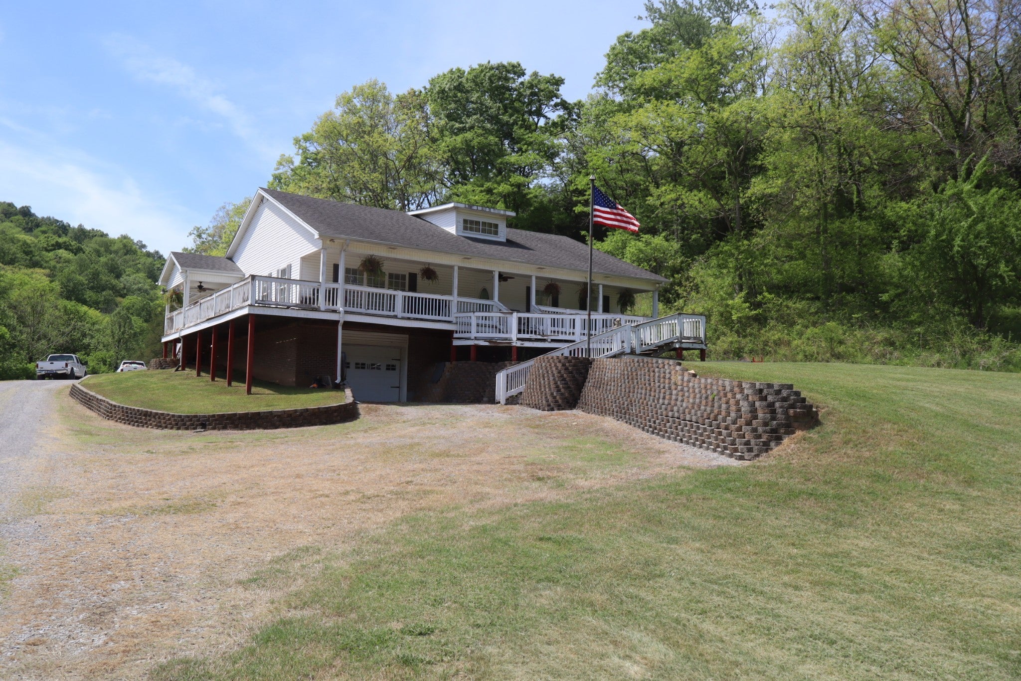 341 Pumpkin Hollow Rd