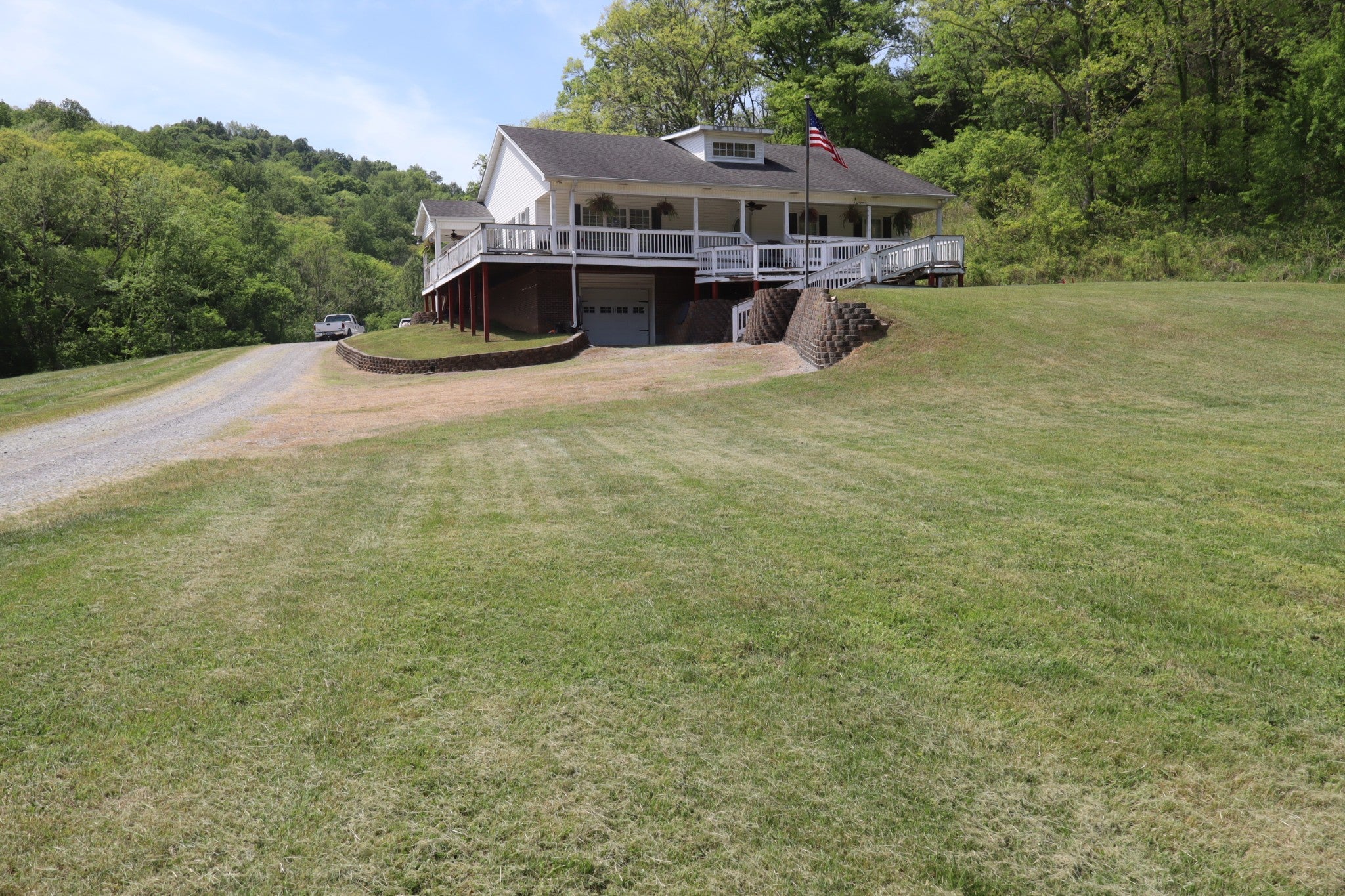 341 Pumpkin Hollow Rd