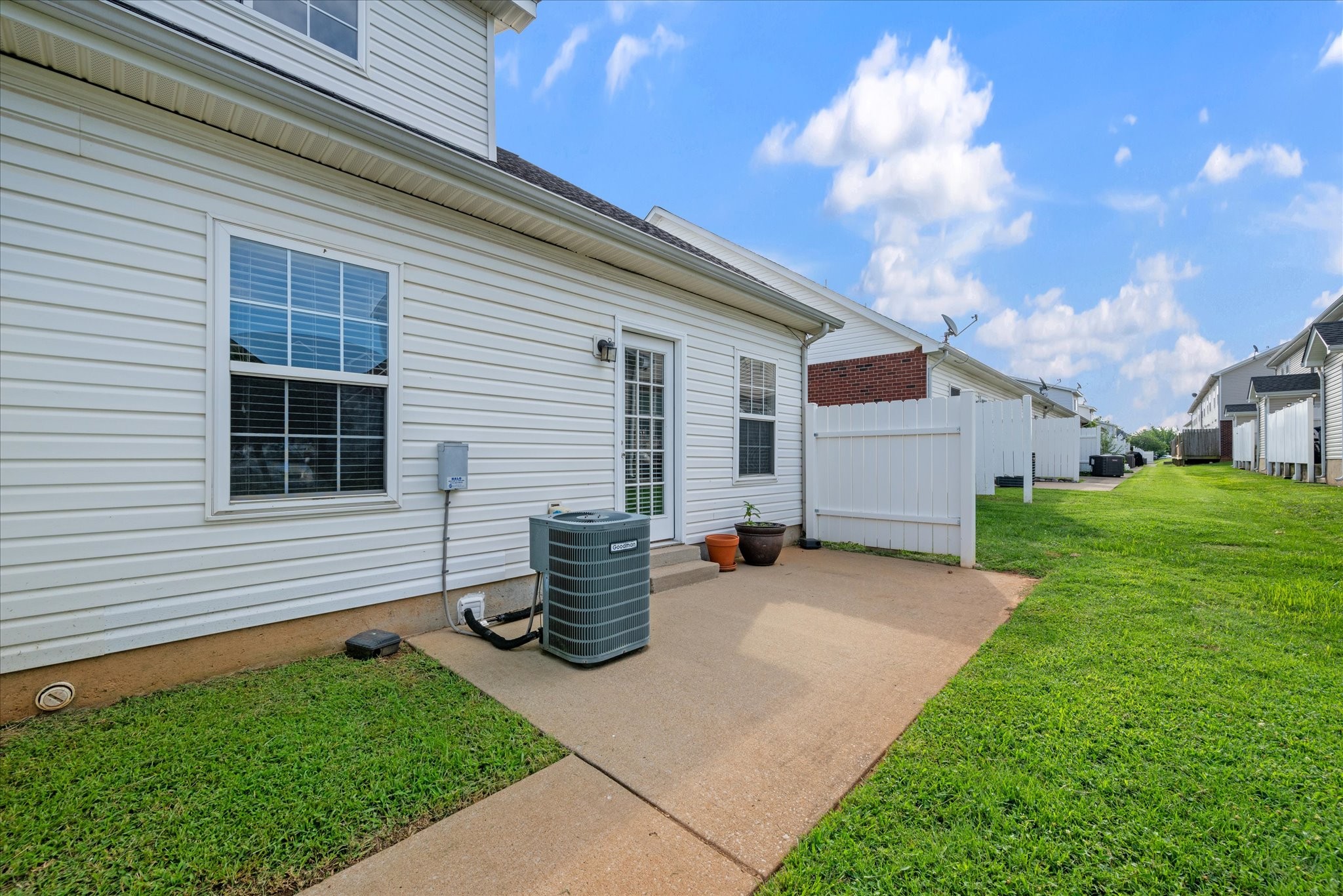 4859 Chelanie Cir