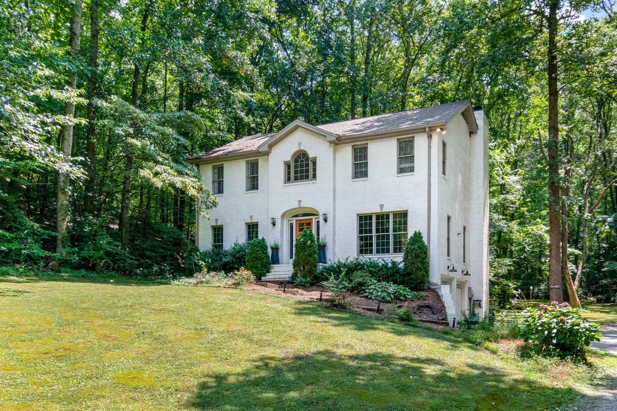 3945 New Highway 96 W