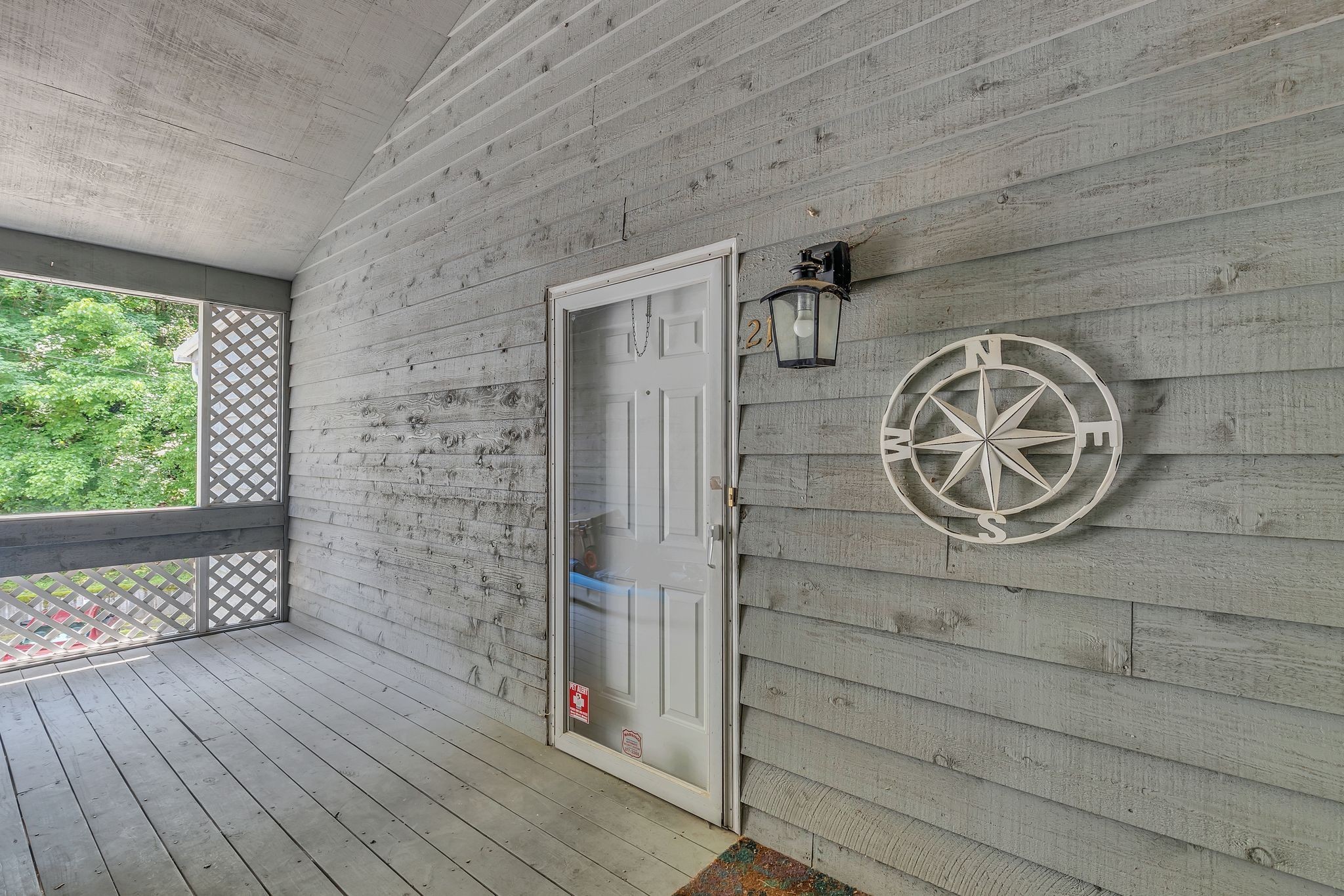 212 Post Creek Rd
