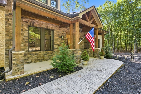 2186 COOLEYS RIFT BLVD, MONTEAGLE, TN 37356 - Image 2ab54864dd252e8ad7a5e98dcd92eb65/421123567