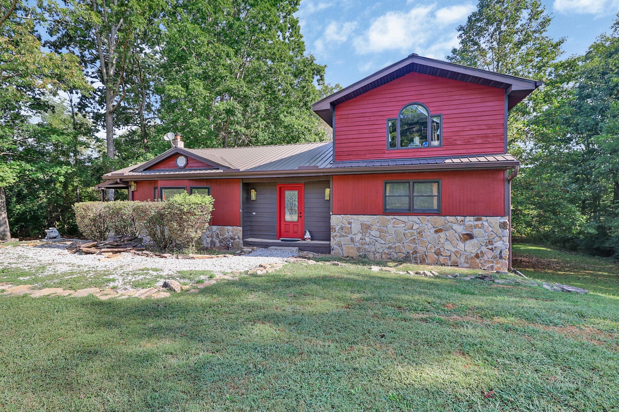 252 Old Homestead Hwy