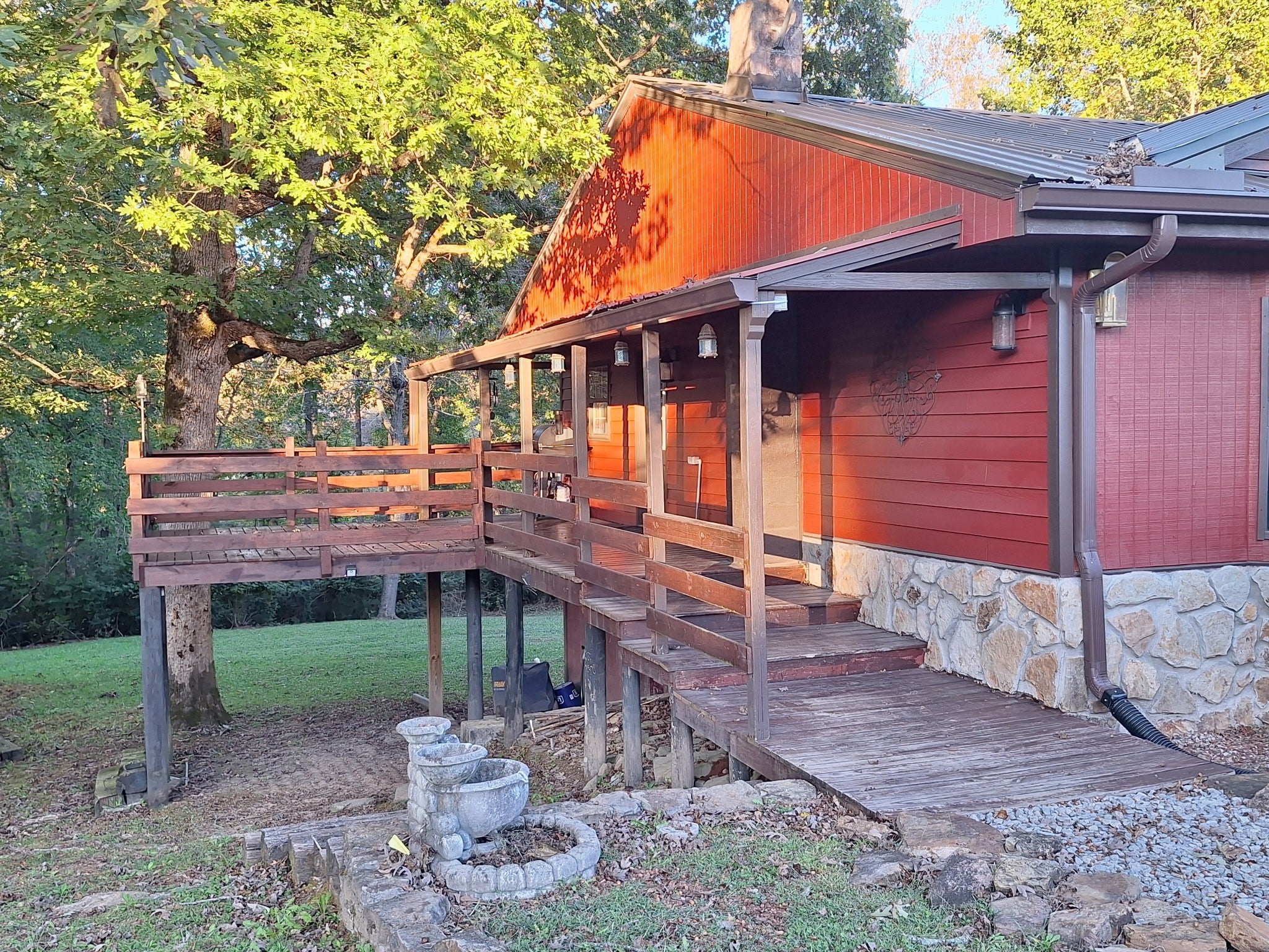 252 Old Homestead Hwy