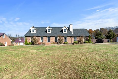 102 Pennsylvania Ave White House TN 37188