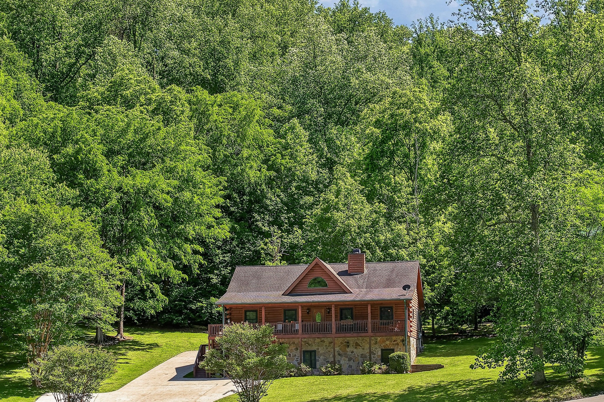 110 Baymont Dr