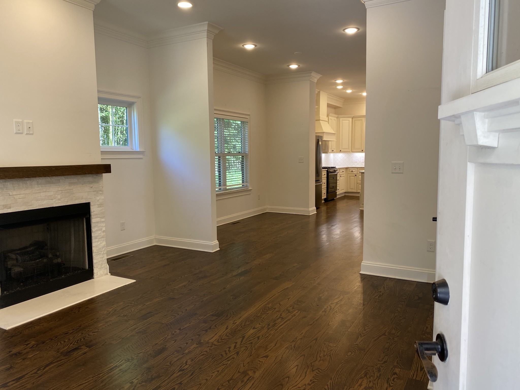 2702 Sharondale Ct
