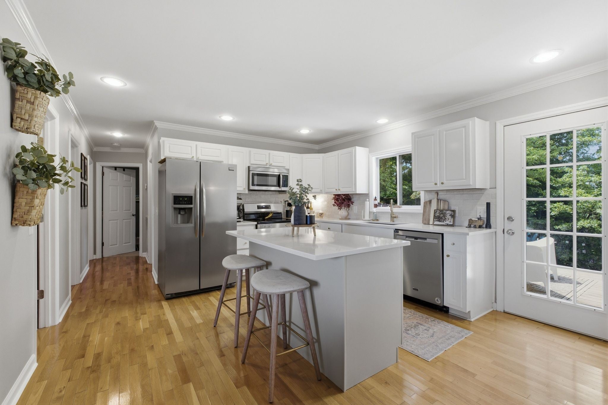 154 Two Valley Rd