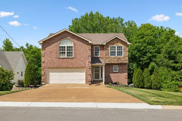 2521 EDINBURGH ST, OLD HICKORY, TN 37138 - Image 2af431ab3db95f3488c2a834451a2f4e/2677389503