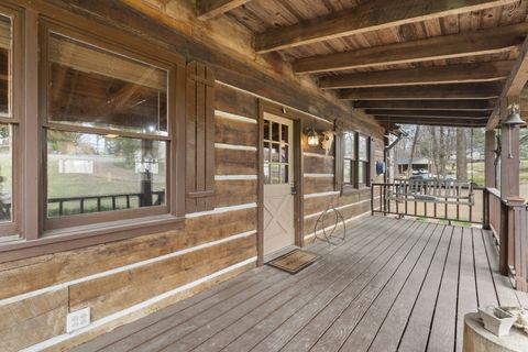MLS: 2806993