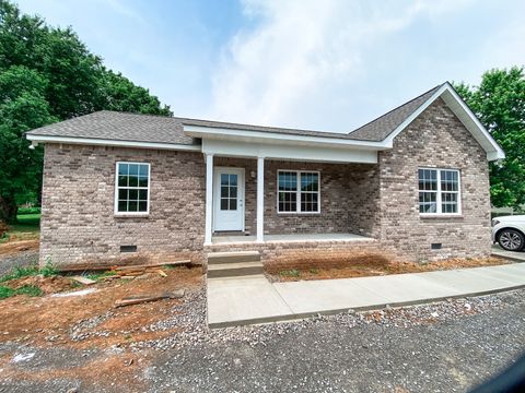 100 Wt Hardison Ave Portland TN 37148
