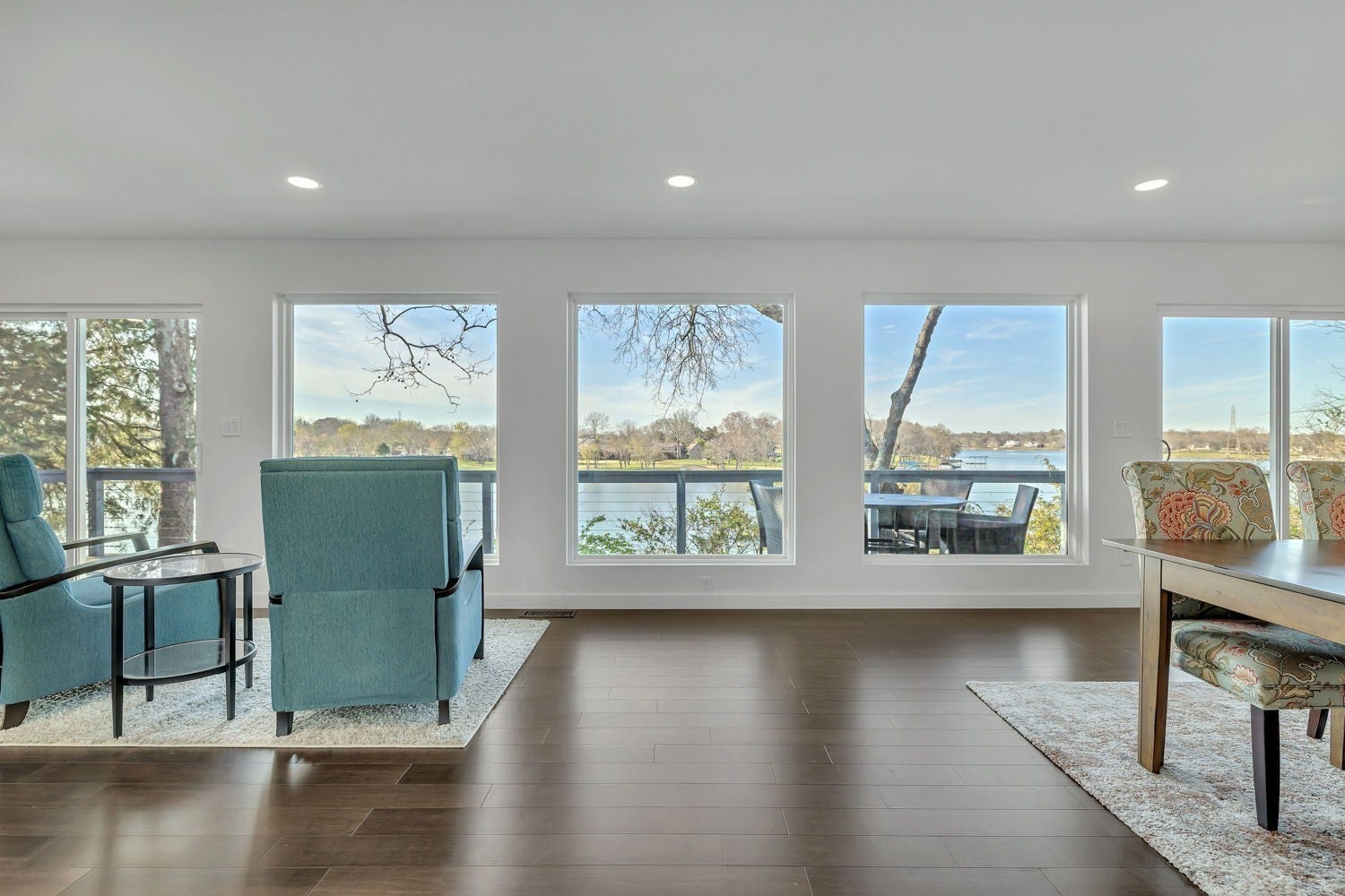 939 Aqua Dr