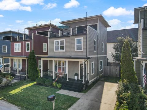 711 44th Ave N Nashville TN 37209