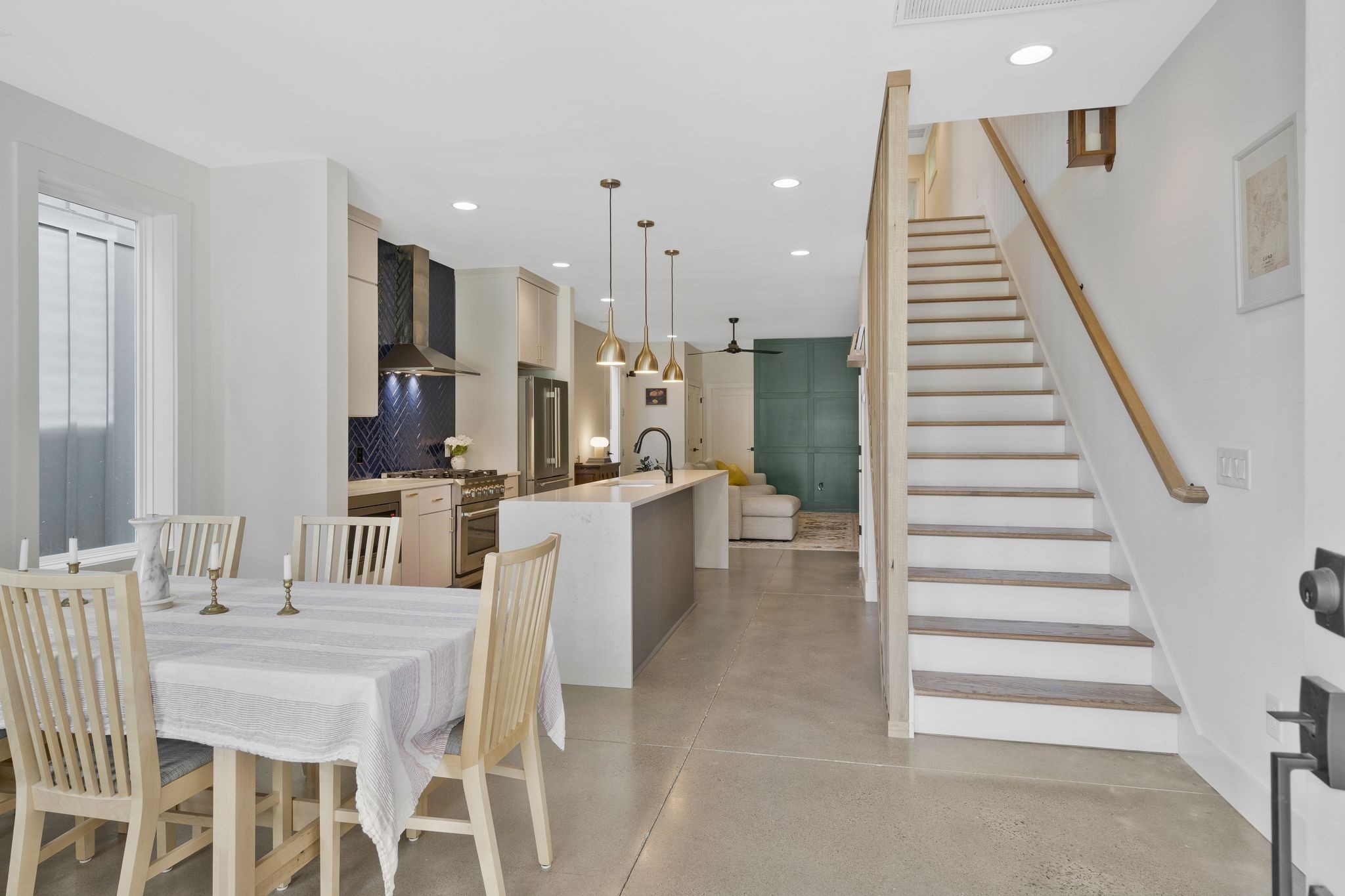 1538A Straightway Ave